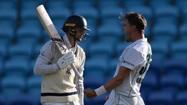 Late drama leaves Tasmania favourites in Shield epic after Maddinson ton
