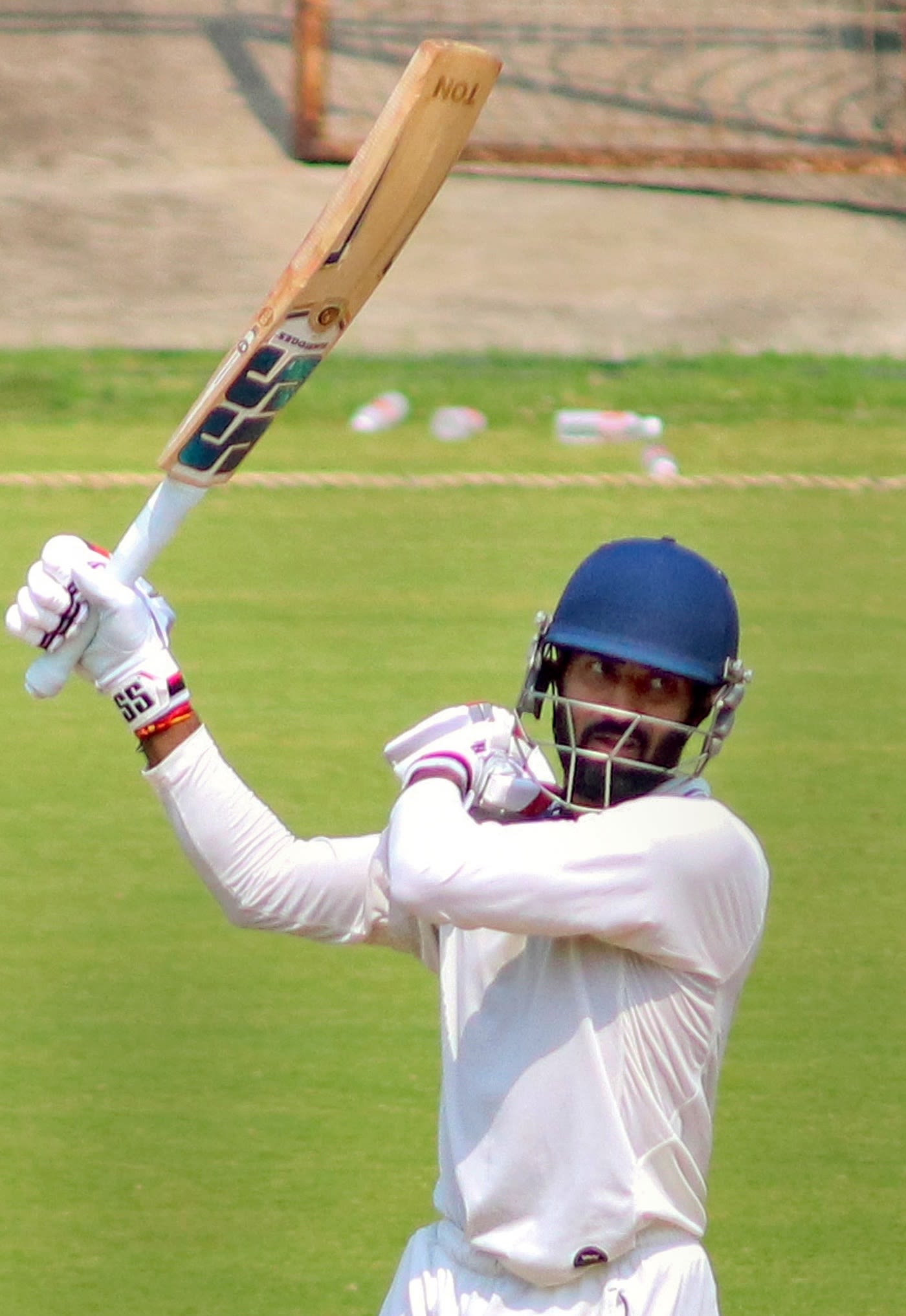 Himanshu Mantri made a vital century for Madhya Pradesh