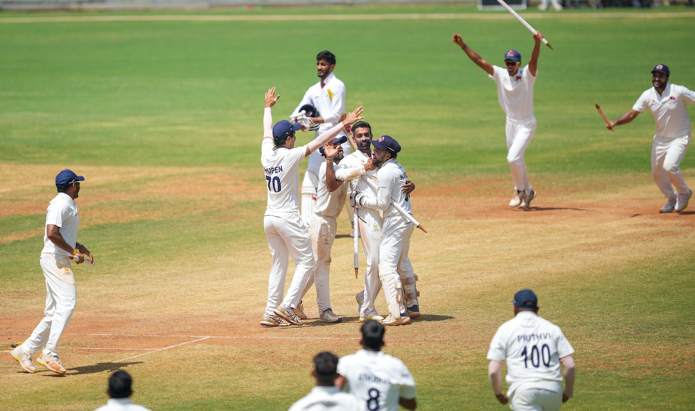 Dhawal Kulkarni took the final wicket to seal Mumbai's victory
