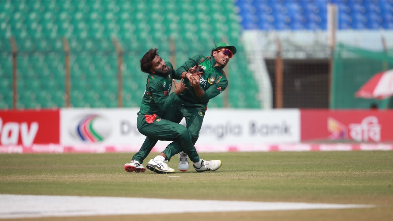 Tanzid comes on as concussion sub after Soumya hurts his neck while fielding