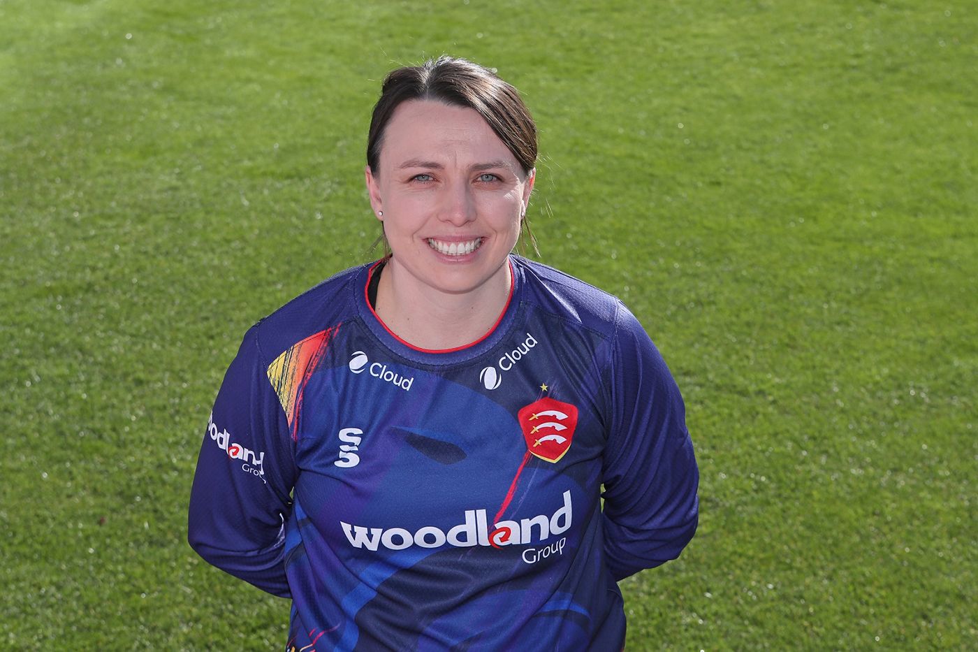 Cath Dalton has thrown her support behind an Essex bid for a Tier 1 women's team