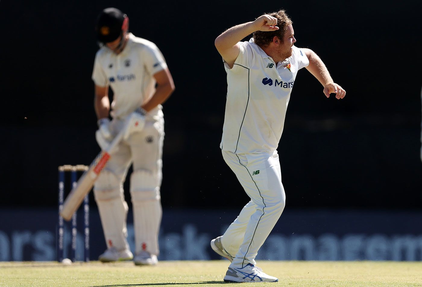 Jarrod Freeman celebrates removing Aaron Hardie
