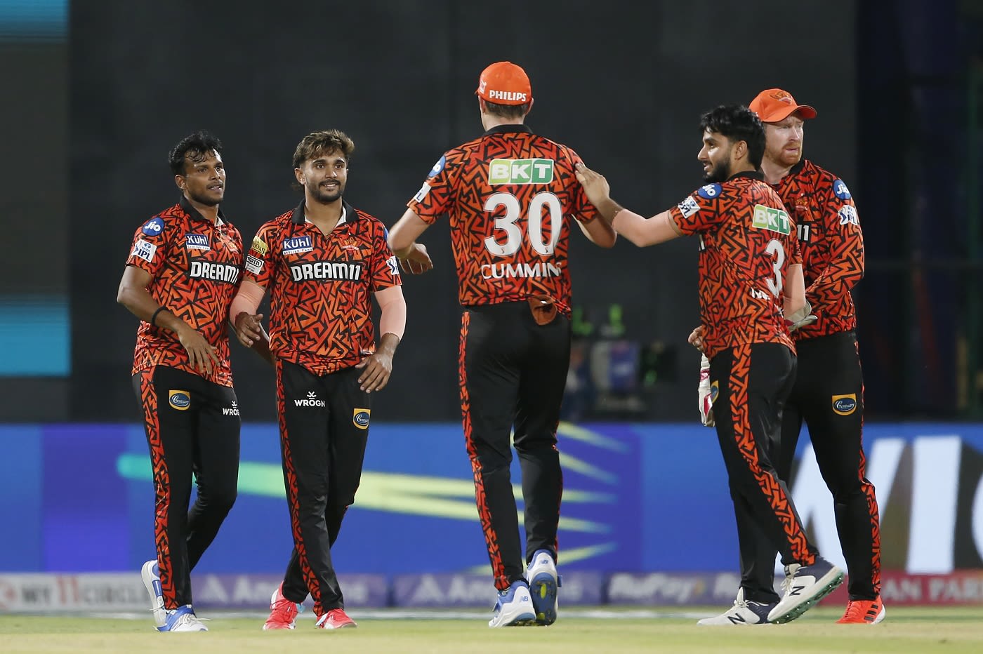 T Natarajan, Nitish Kumar Reddy, Pat Cummins, Mayank Markande and Heinrich Klaasen get together