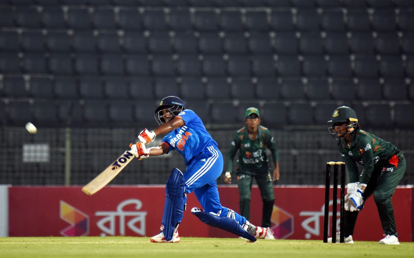 Dayalan Hemalatha got off to a flier in the powerplay