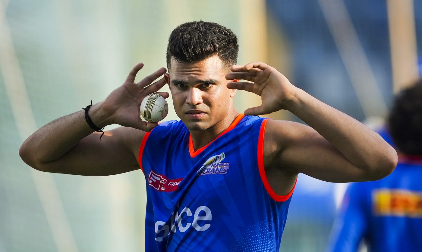 Arjun Tendulkar in action at the Wankhede nets
