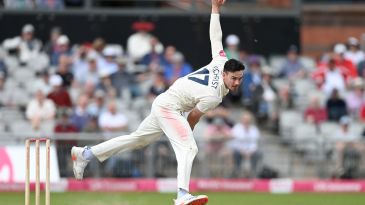Nathan Gilchrist agrees Warwickshire move, Tom Price heading to Sussex