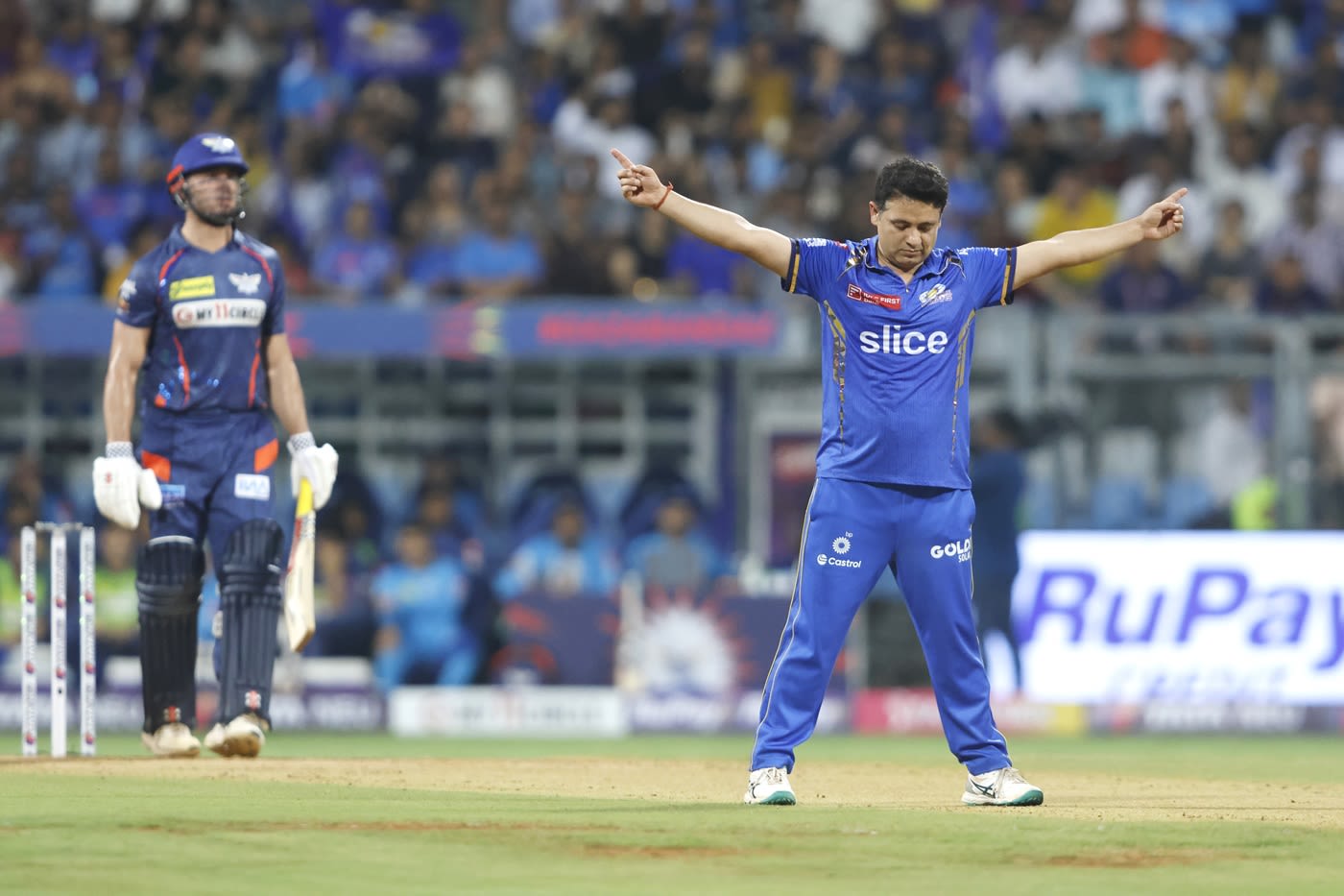 Piyush Chawla dismissed Marcus Stoinis