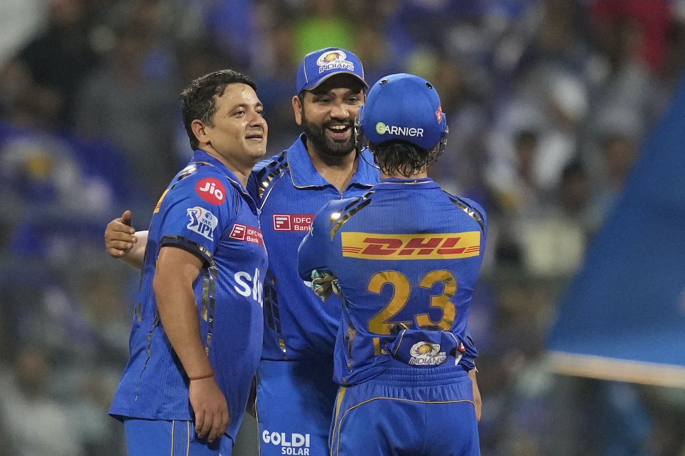 Could this be Piyush Chawla and Rohit Sharma's last game for MI?