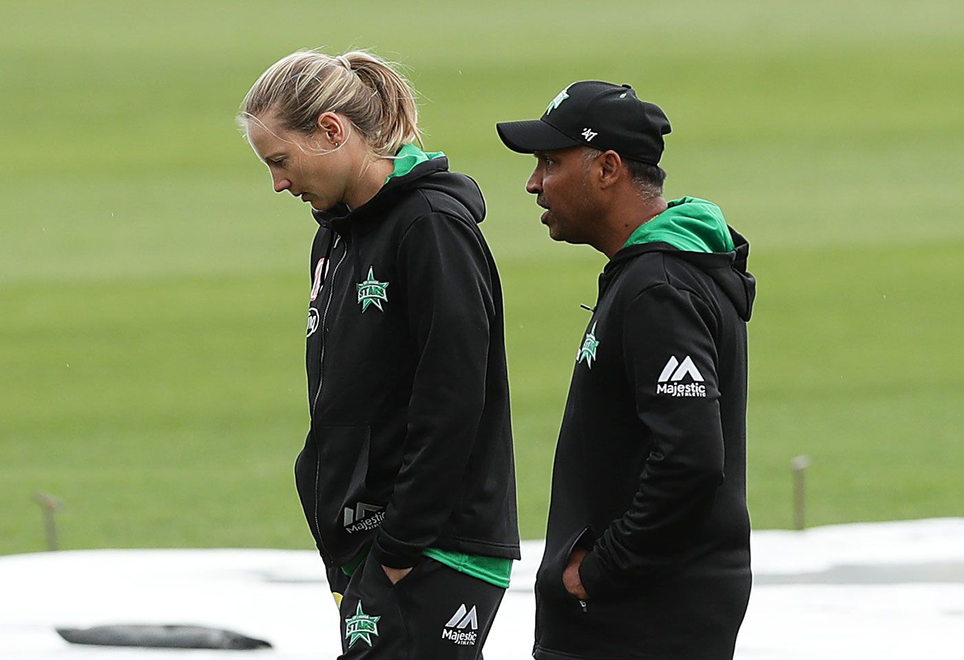 Dulip Samaraweera alongside Meg Lanning