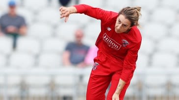 Ecclestone fifty rescues Lancashire before Morris five-for destroys Warwickshire