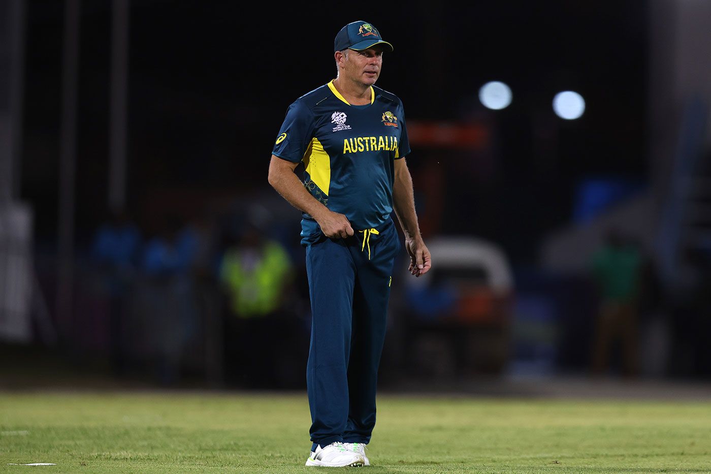 Brad Hodge helped short staffed Australia