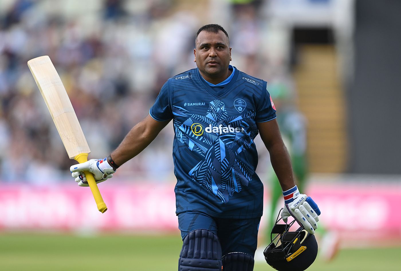 Samit Patel smashed 64 off 32 to set up Derbyshire's chase