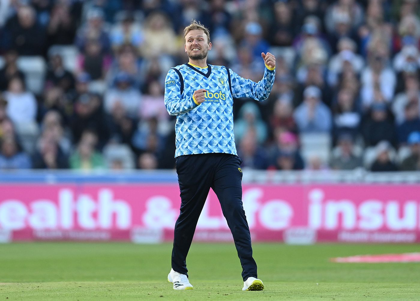 Danny Briggs helped strangle the Notts chase