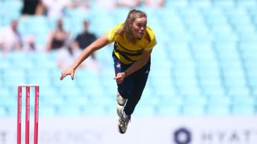 Stonehouse called up to ODI squad as Wong is sent for hamstring scan