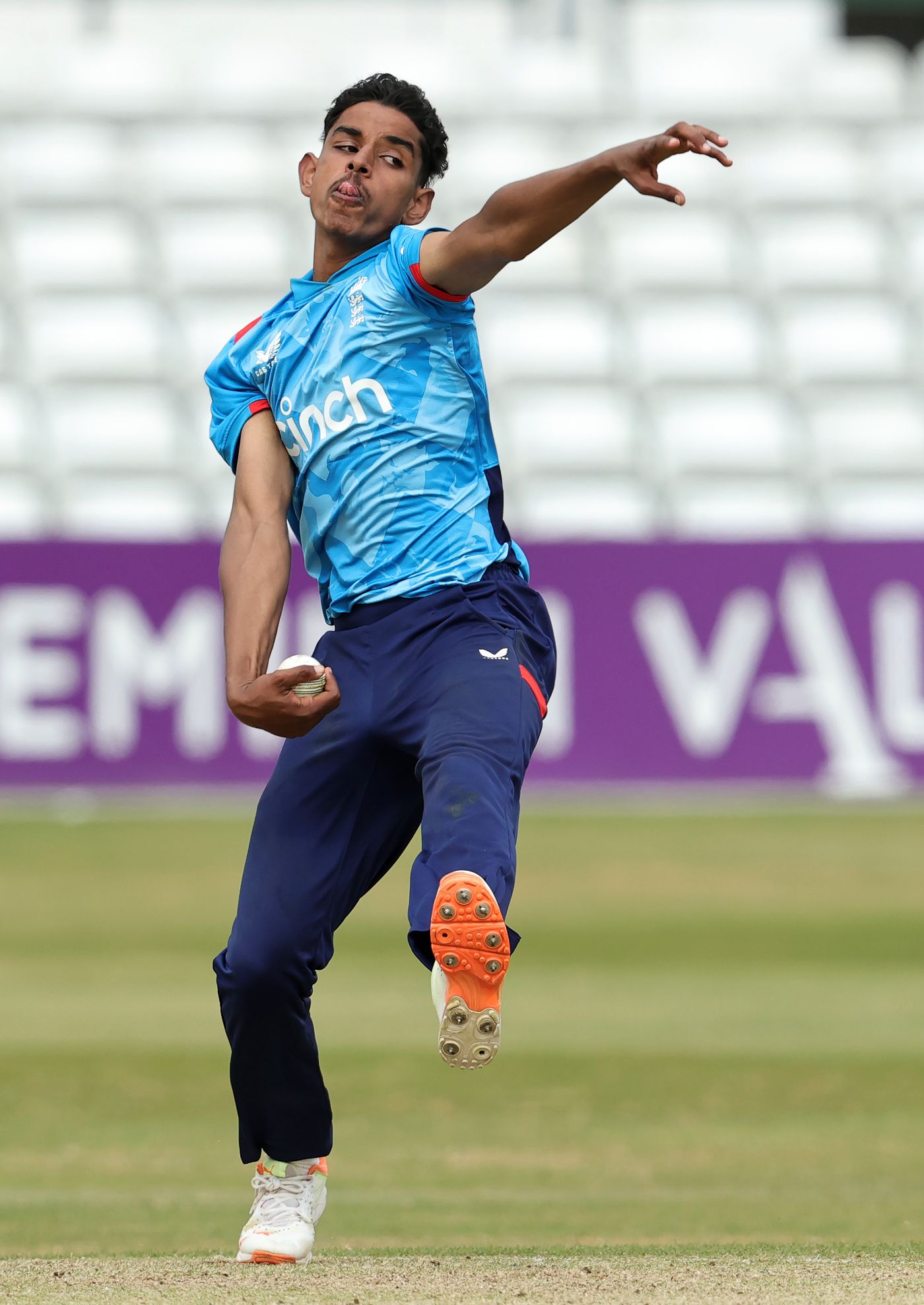Tazeem Chaudry Ali bowls for England Under-19s