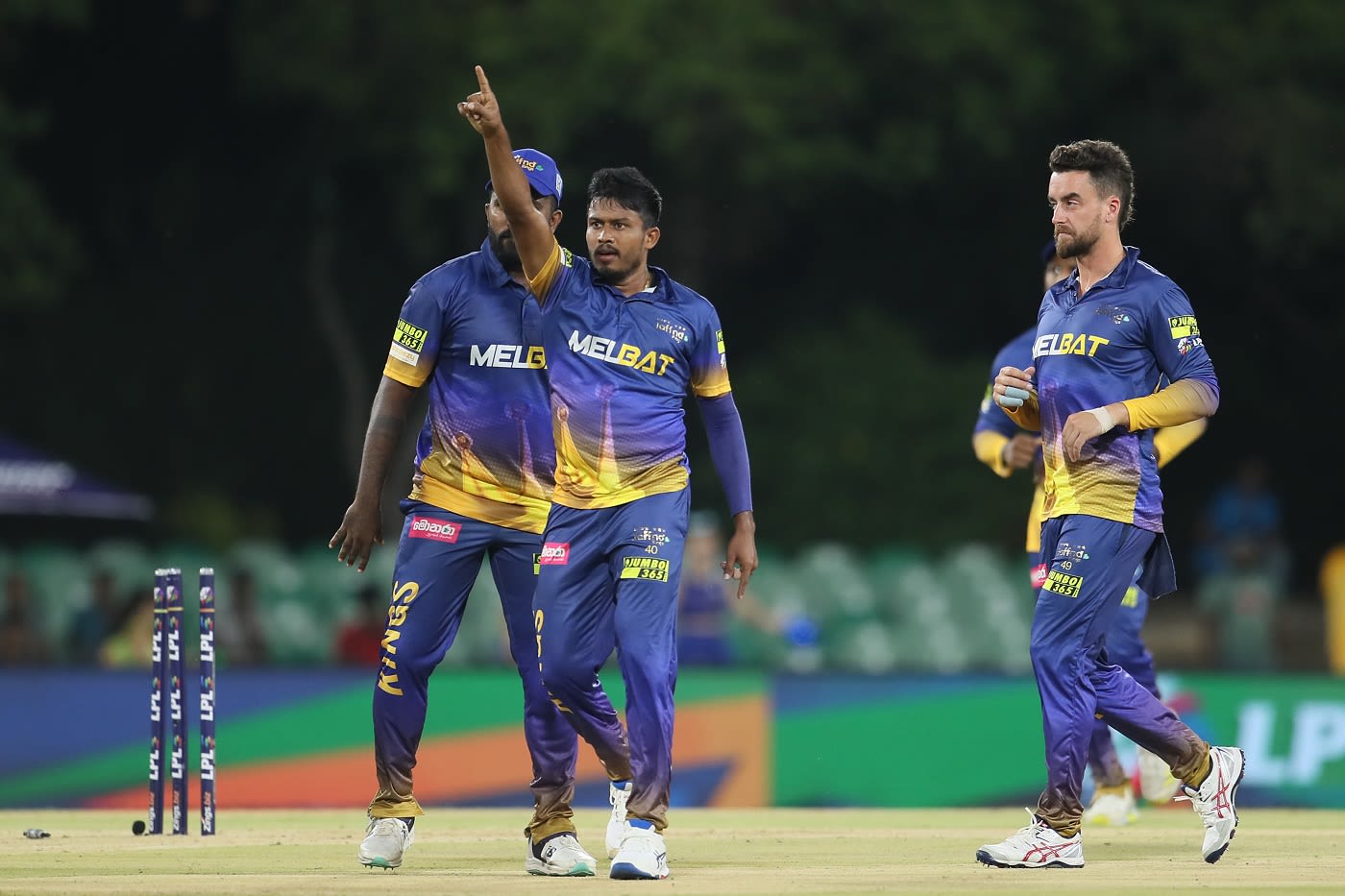 Pramod Madushan picked up the key wicket of Niroshan Dickwella early