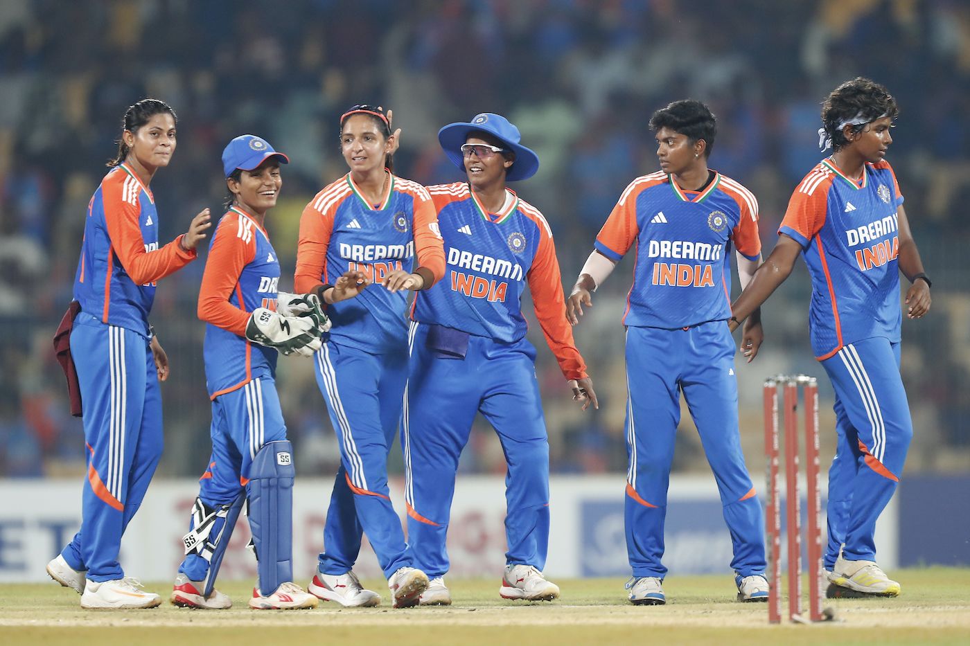 India had the perfect evening with the ball