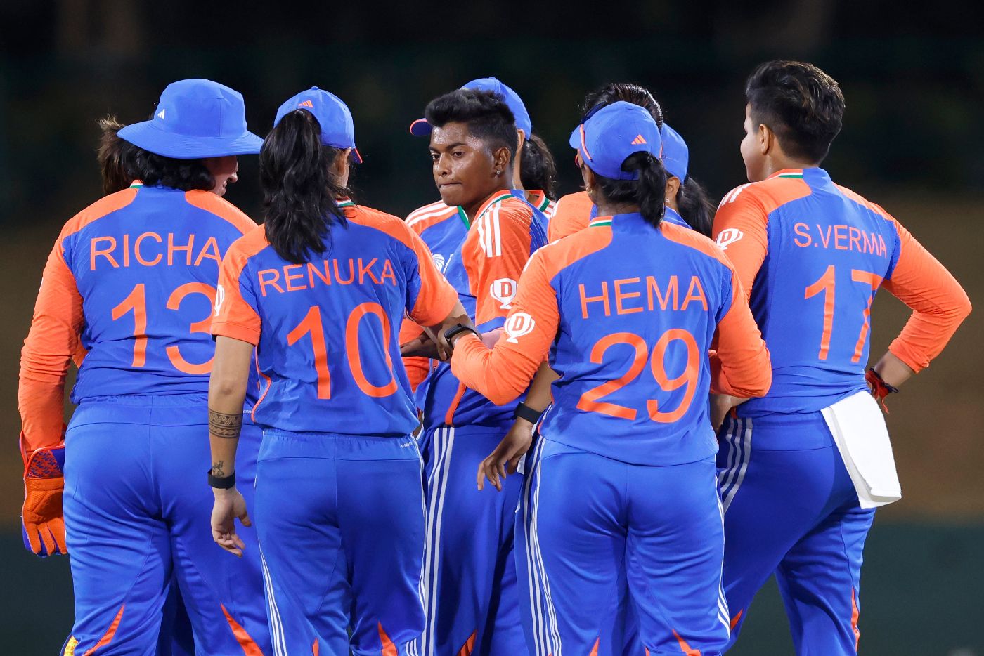 Pooja Vastrakar finished with figures of 2 for 31