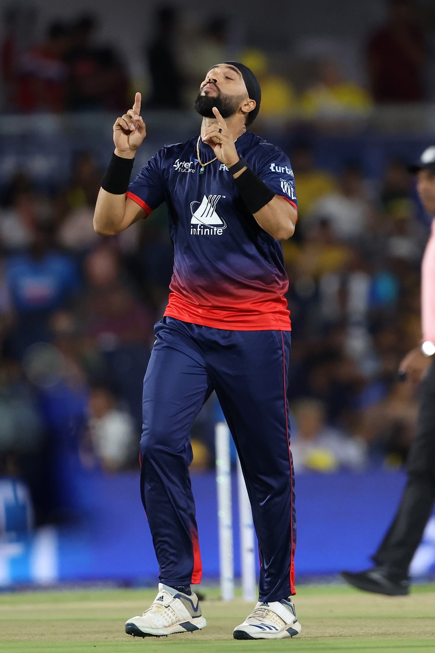 Jasdeep Singh picked up key wickets