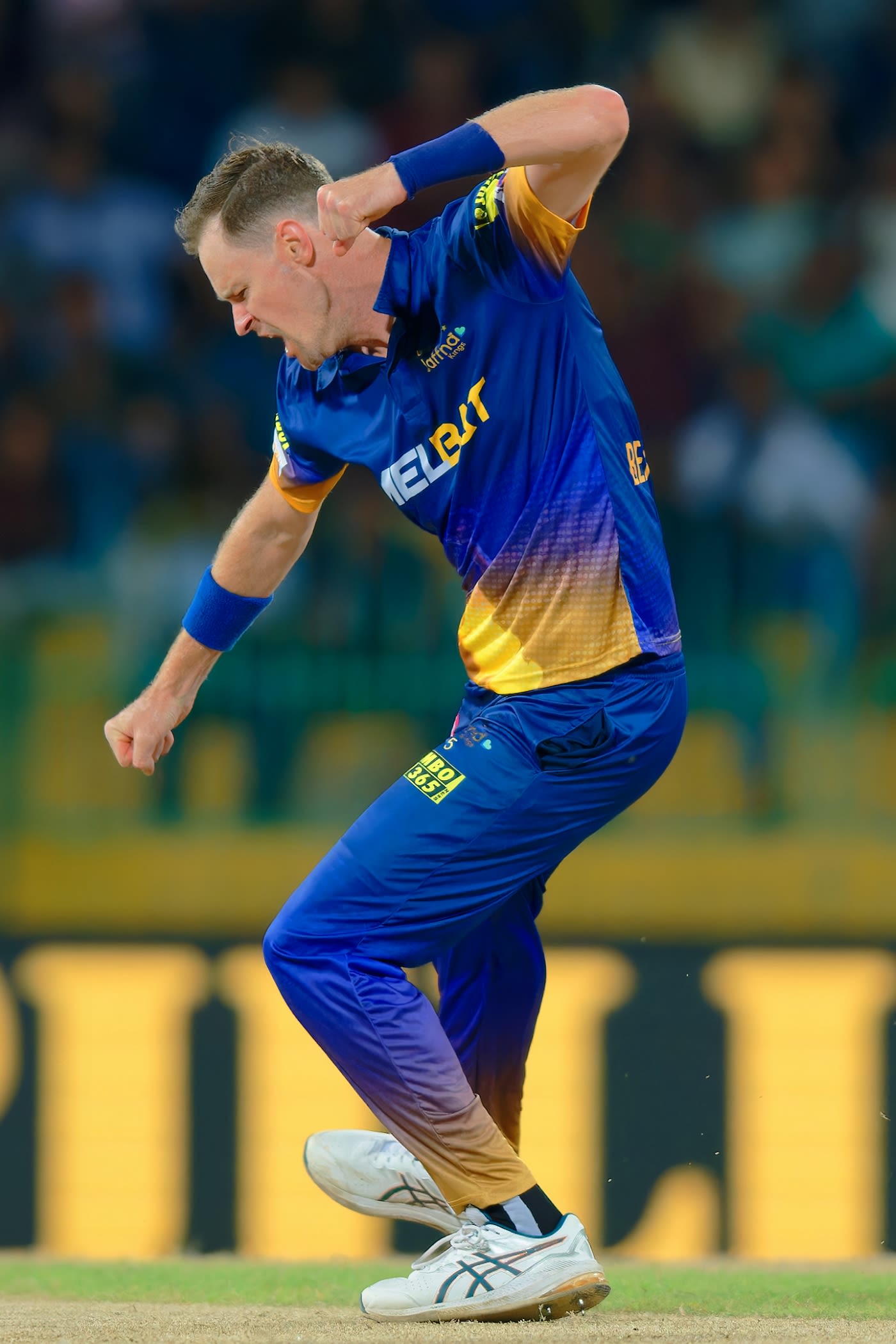 Jason Behrendorff removed both Galle openers with the new ball 