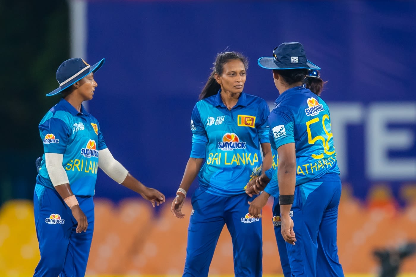 Inoshi Priyadharshani struck inside the powerplay