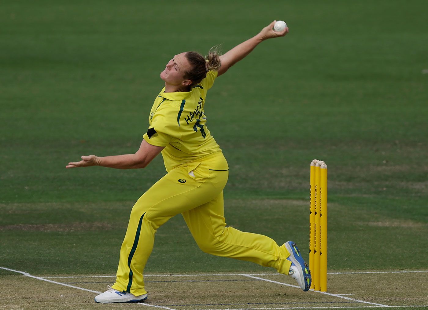 Nicola Hancock impressed with 3 for 14