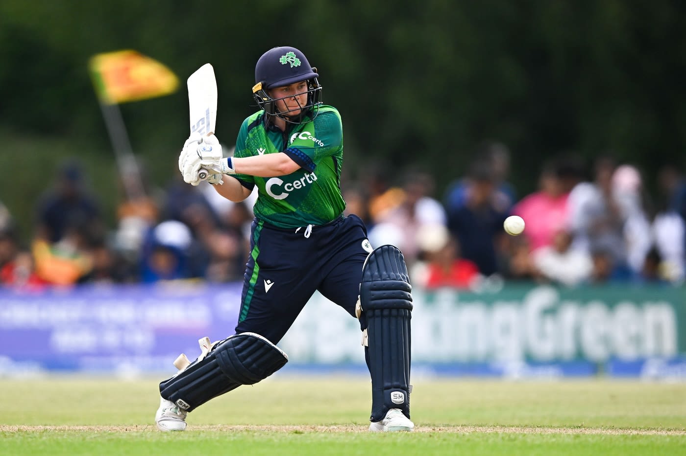 Laura Delany stroked a 21-ball 25 at No. 4