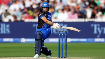 Gibson, Wilson secure bonus point win to keep Somerset hopes alive