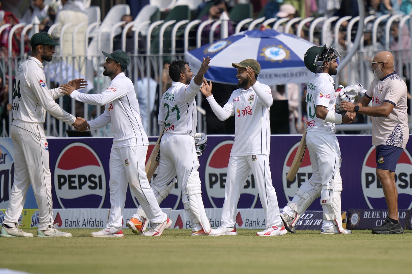 Bangladesh defeated Pakistan in a Test for the first time