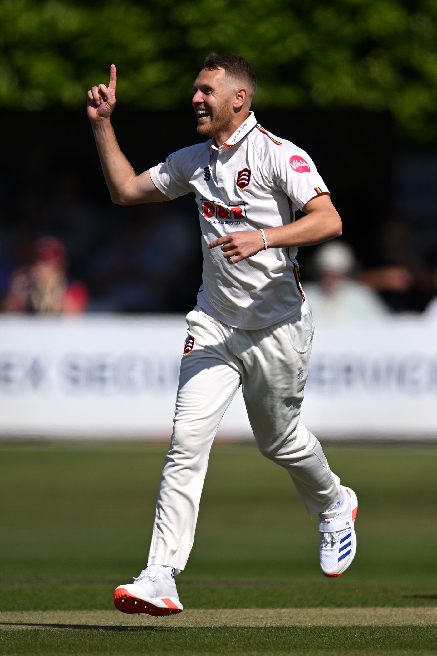 Jamie Porter claimed a five-for