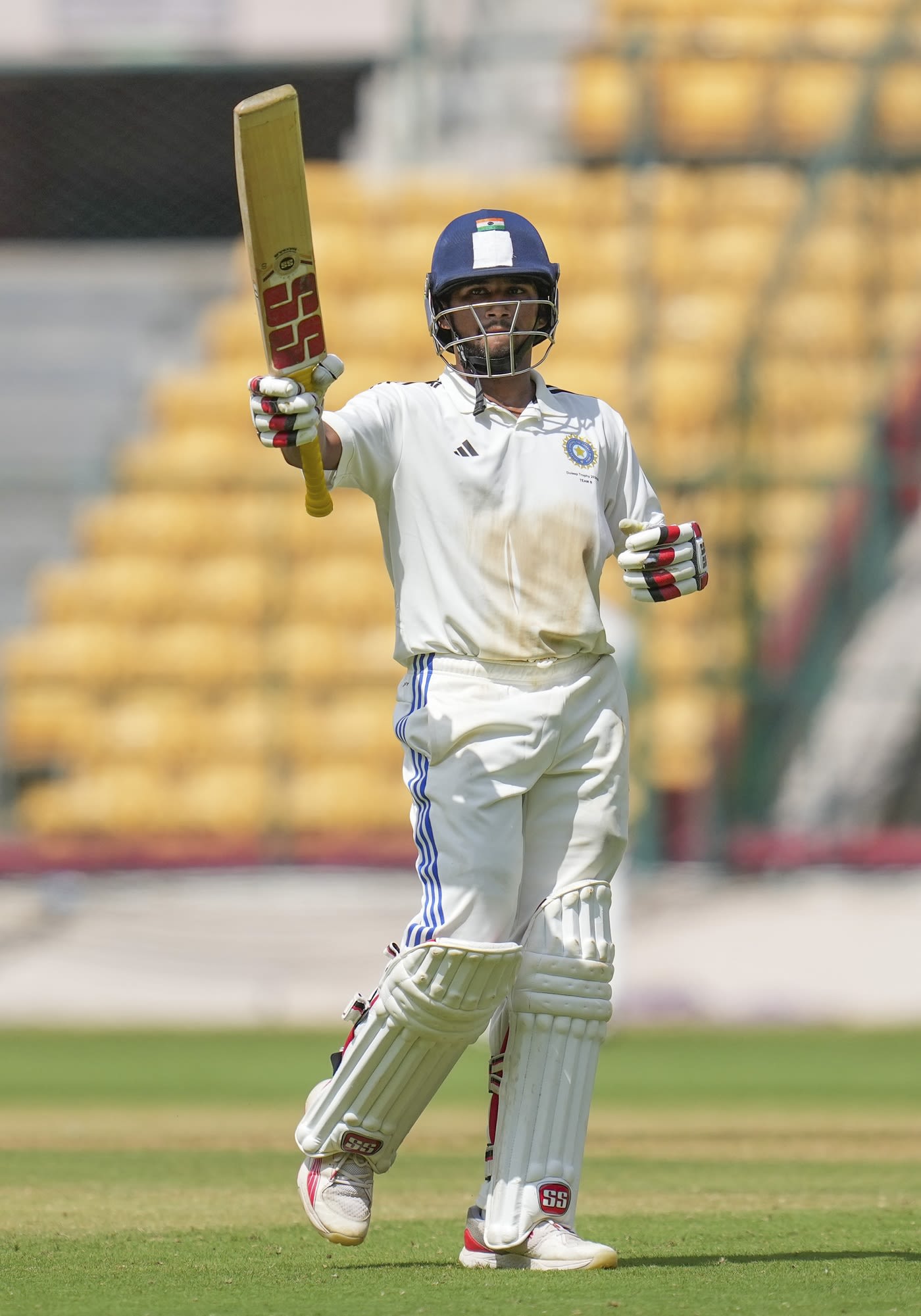 Musheer Khan brings up his half-century