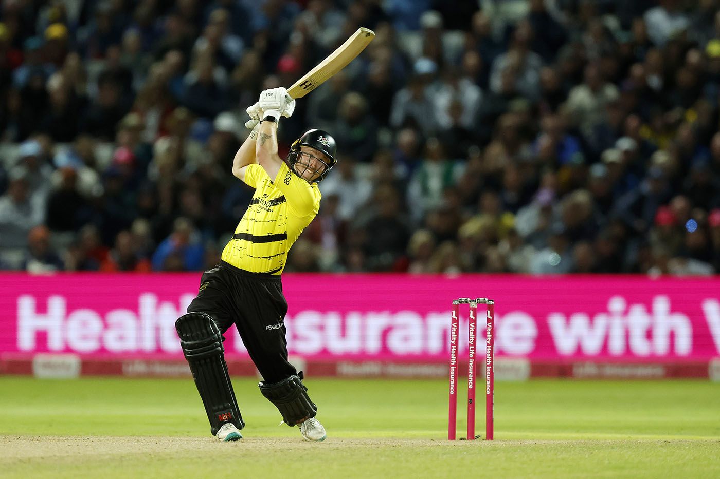 Miles Hammond tucks into the run-chase