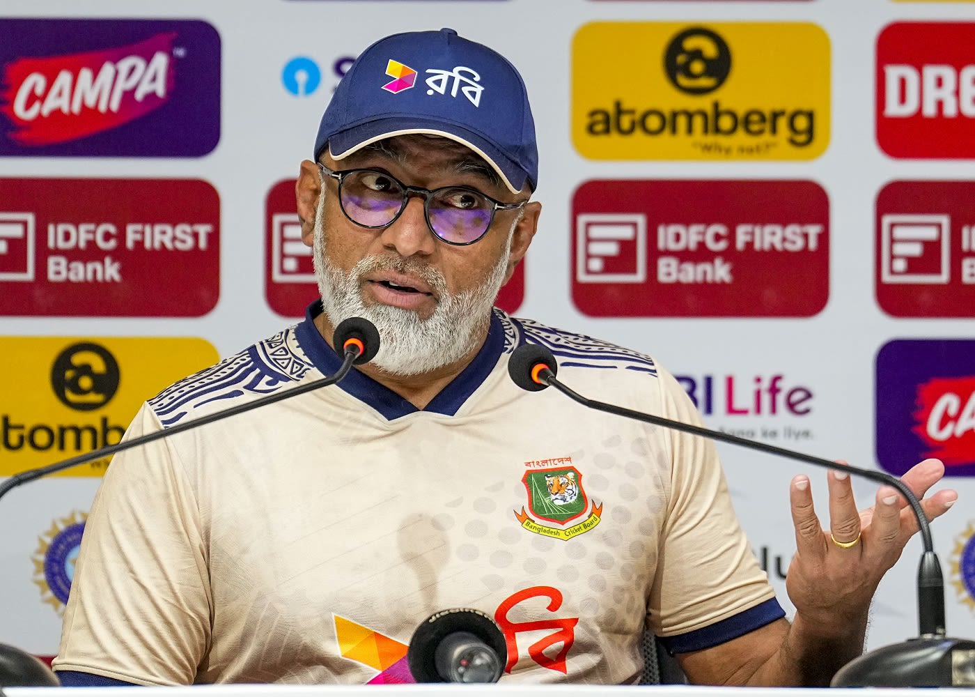 Bangladesh coach Chandika Hathurusinghe at the press conference