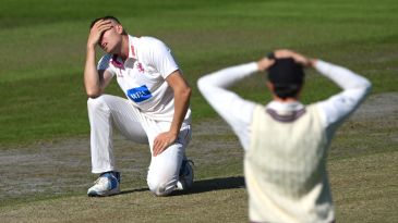 Lancashire fight for survival to frustrate title-chasing Somerset