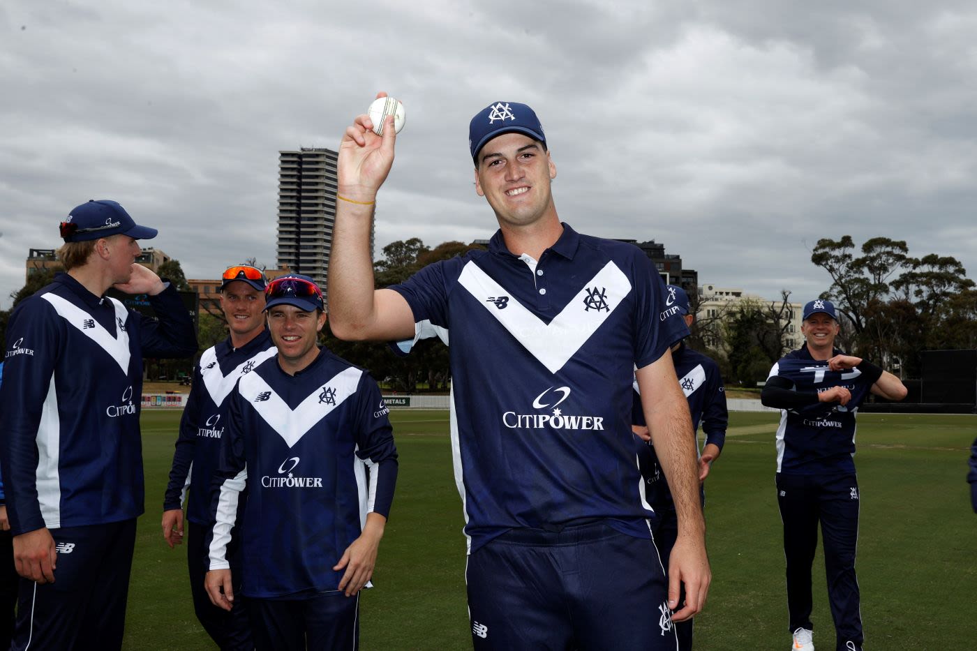 Sam Elliott claimed record List A figures for Victoria of 7 for 12