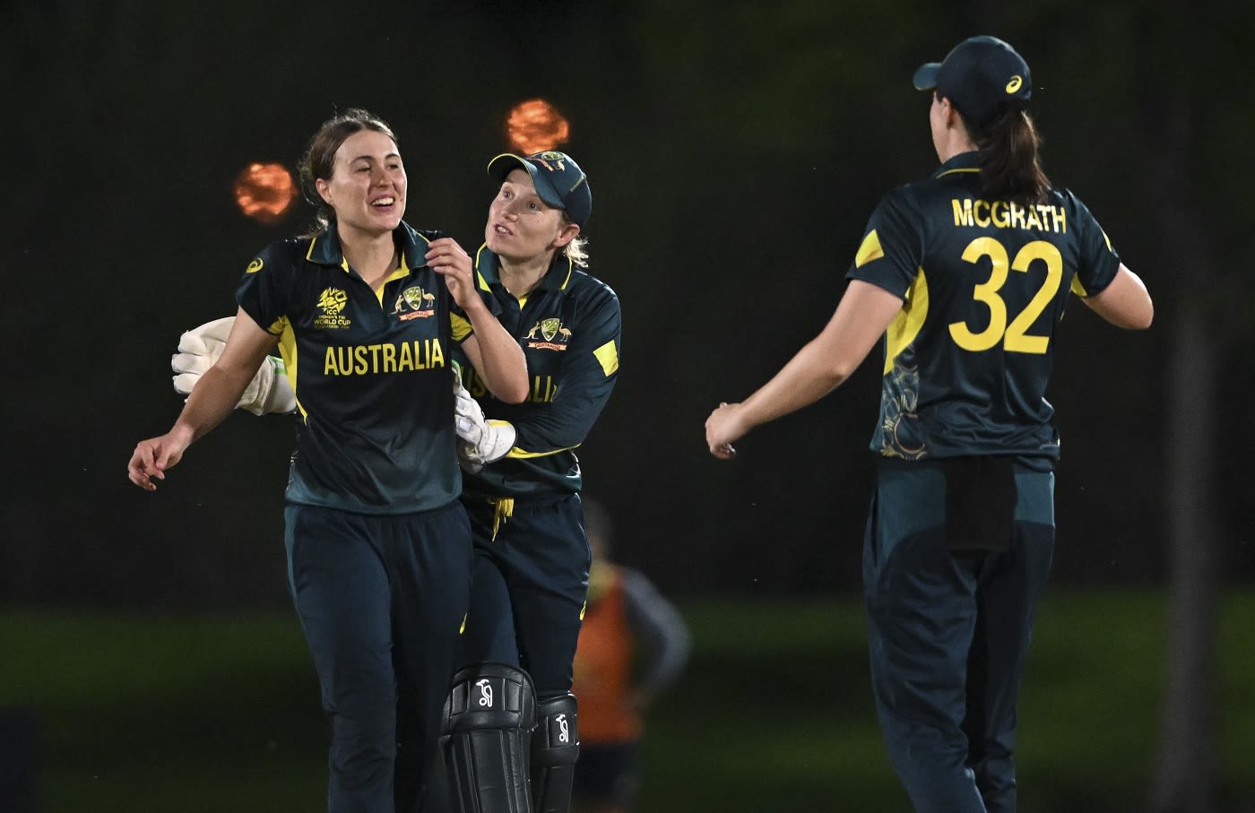 Tayla Vlaeminck returned three wickets