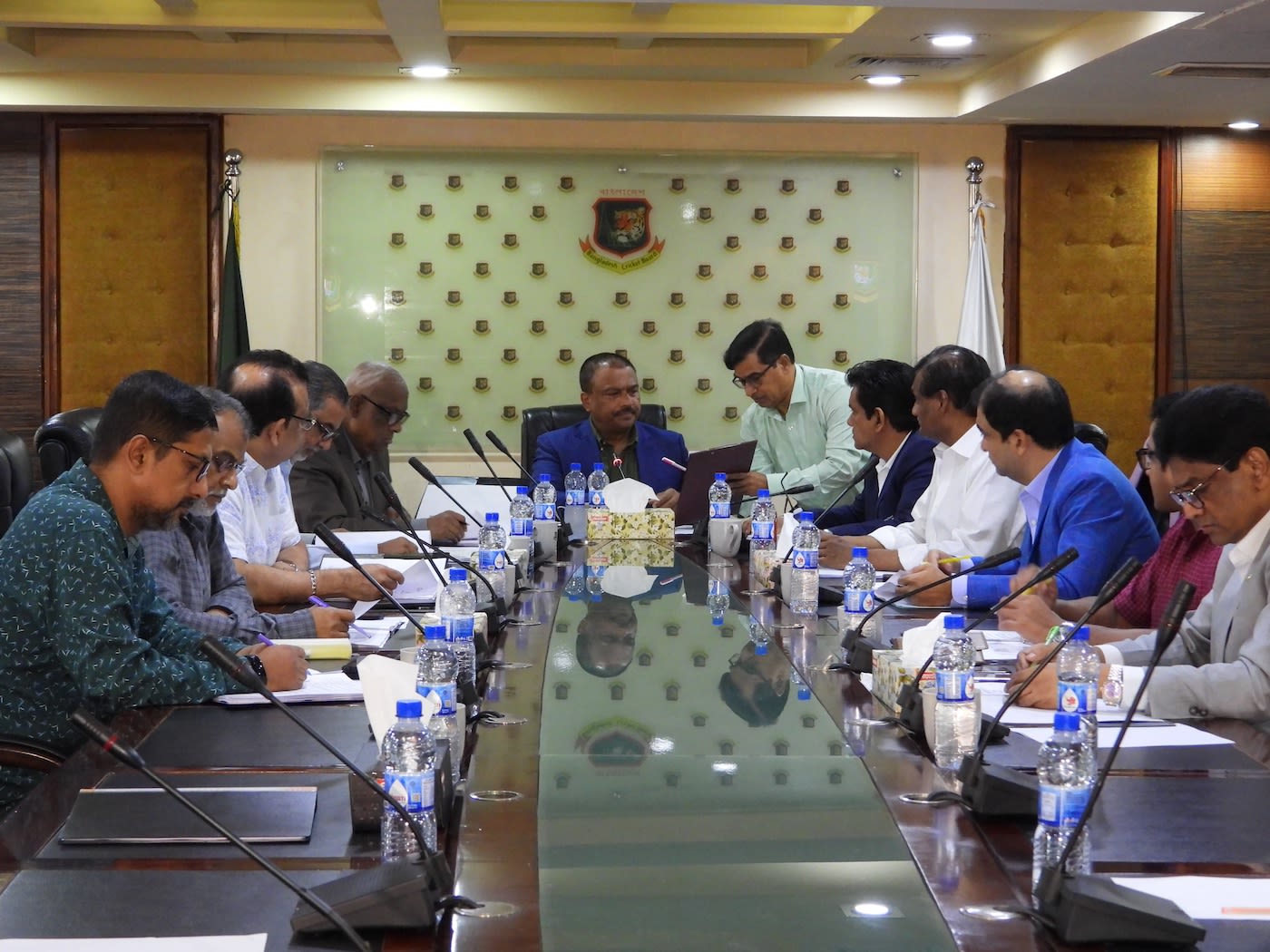 Faruque Ahmed chairs the BCB meeting