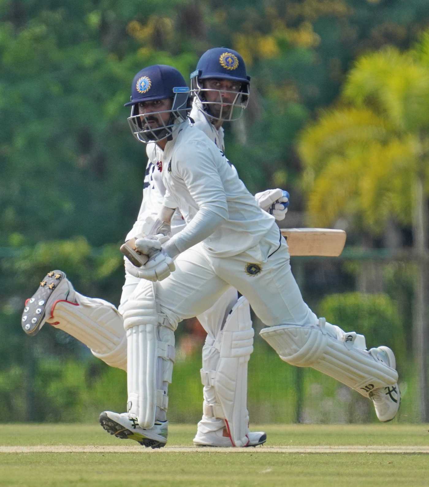 Salman Nizar and Sachin Baby put on a 99-run stand in the first innings