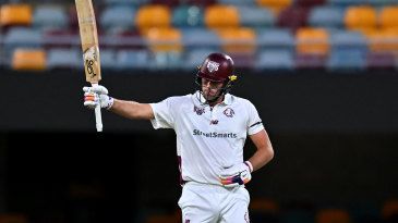 Harris helps keep game even after Bartlett boosts Queensland's lead
