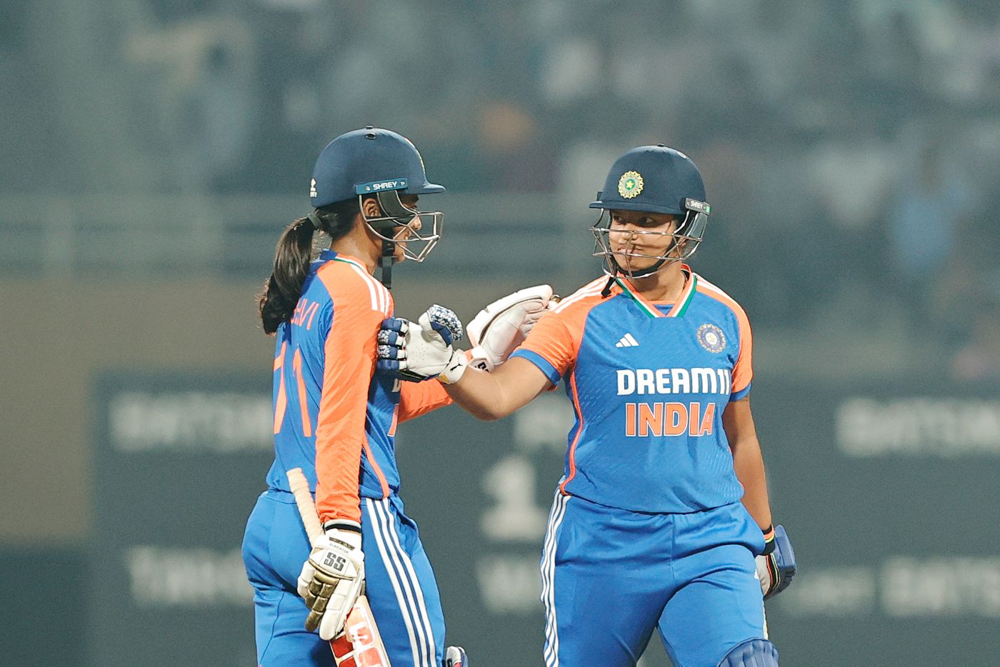 Raghvi Bist and Richa Ghosh put the finishing touches on a blazing Indian innings