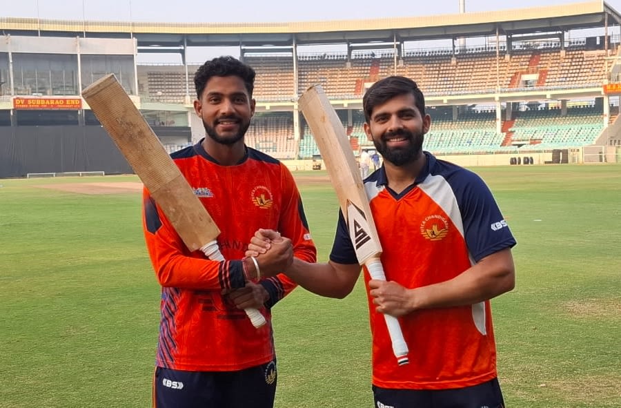 Tushar Joshi and Manan Vohra added 237 for the first wicket