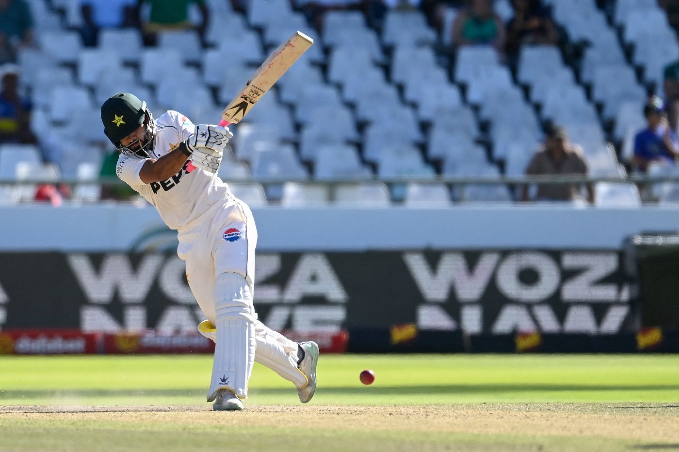 Aamer Jamal made a fighting knock of 34