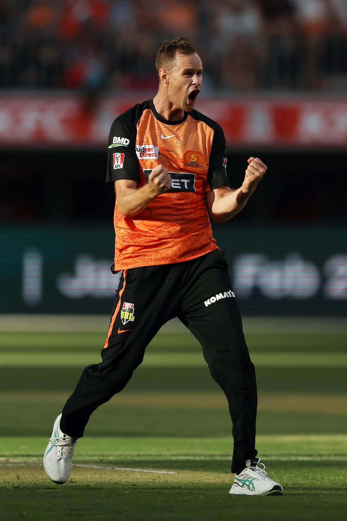 Jason Behrendorff struck twice in the first over of the chase