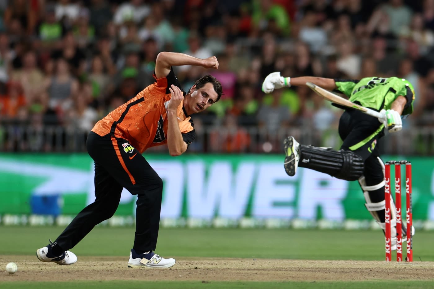 Lance Morris picked up three wickets