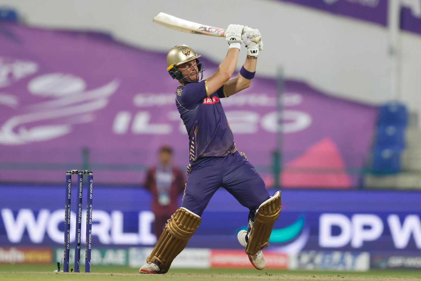 Laurie Evans top scored for Abu Dhabi Knight Riders with an unbeaten 39 off 31