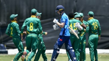 Raeeq Daniels' four helps South Africa square Youth ODI series