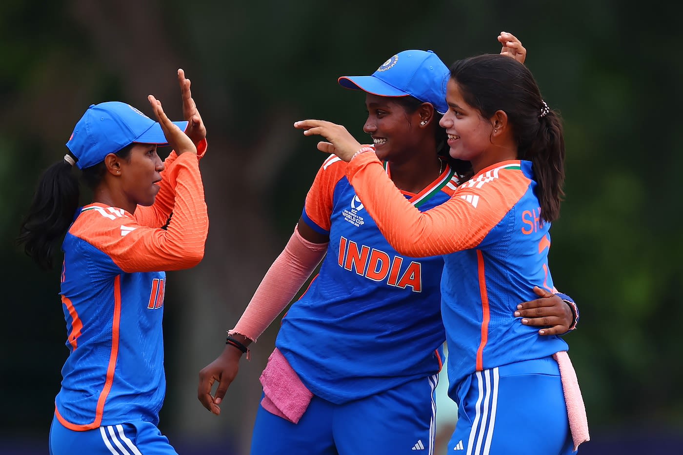 Aayushi Shukla picked up three wickets