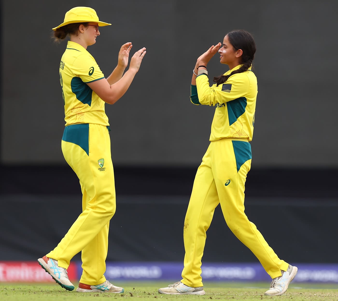 Juliette Morton and Hasrat Gill picked up two wickets apiece