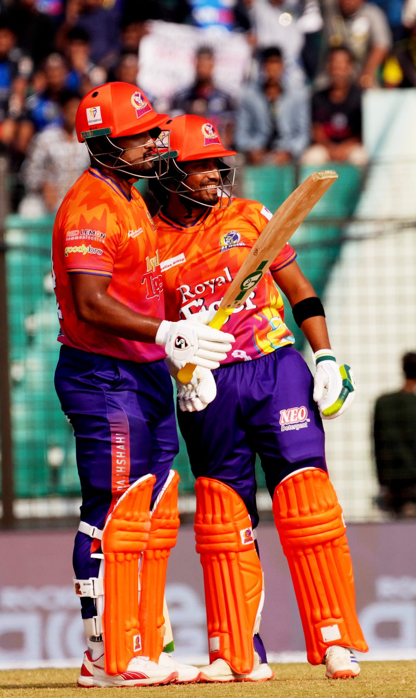 Yasir Ali and Anamul Haque added 76 runs off 50 balls for the fourth wicket with the former smashing a quick fifty