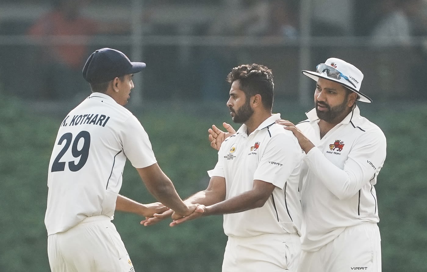 Karsh Kothari and Rohit Sharma congratulate Shardul Thakur
